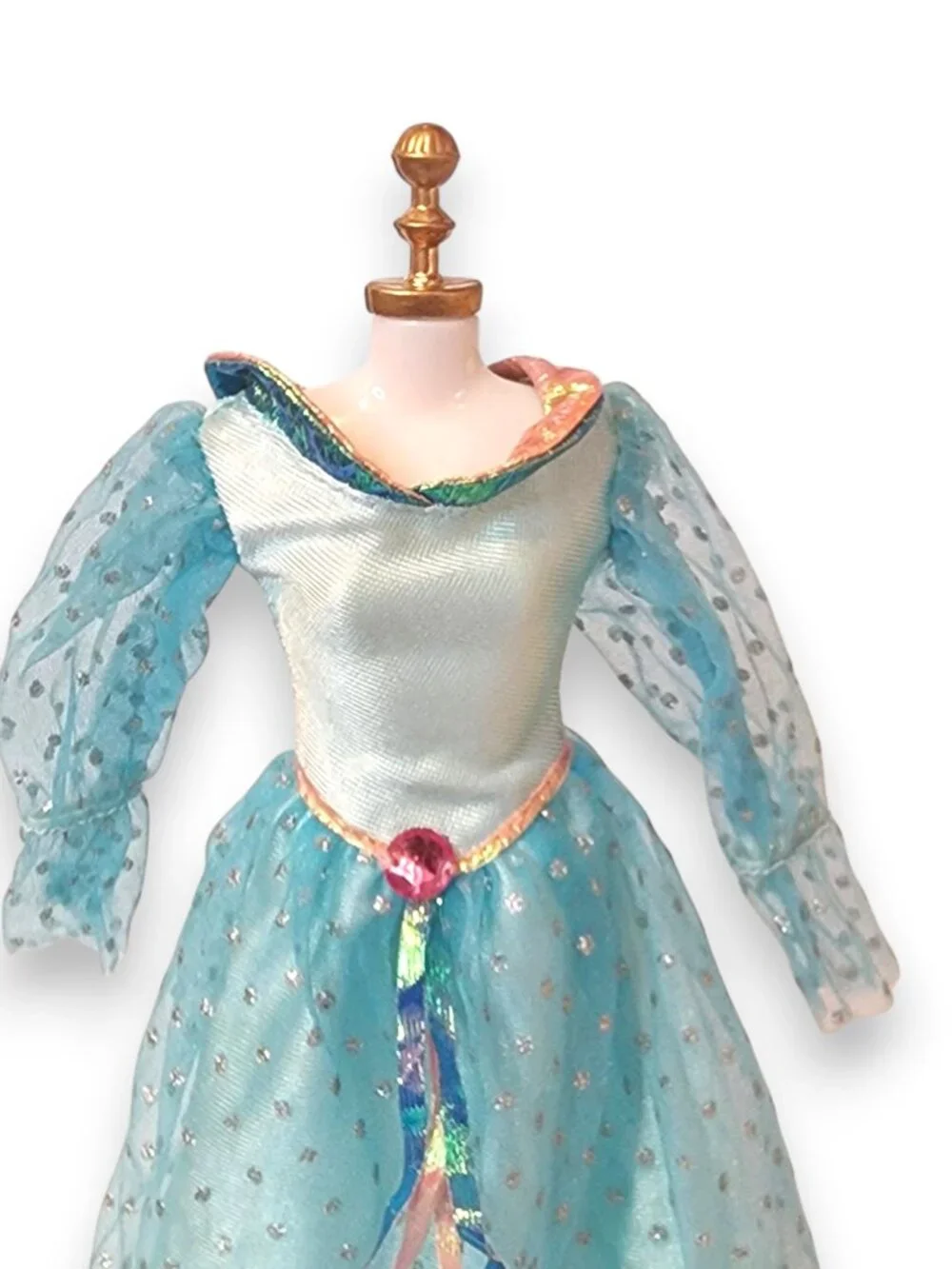 1994 Vintage Tyco Barbie The Swan Princess Odette and Friends Fashions